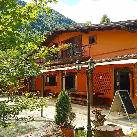 Lantgård In Valle Sul Fiume